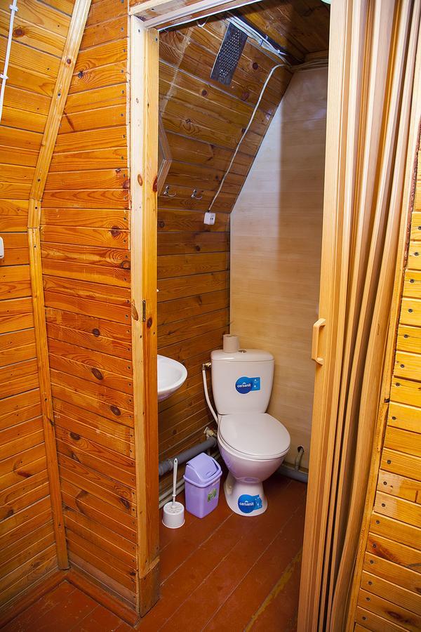 Номера В Деревянных Домиках Hotell Fontanka Exteriör bild