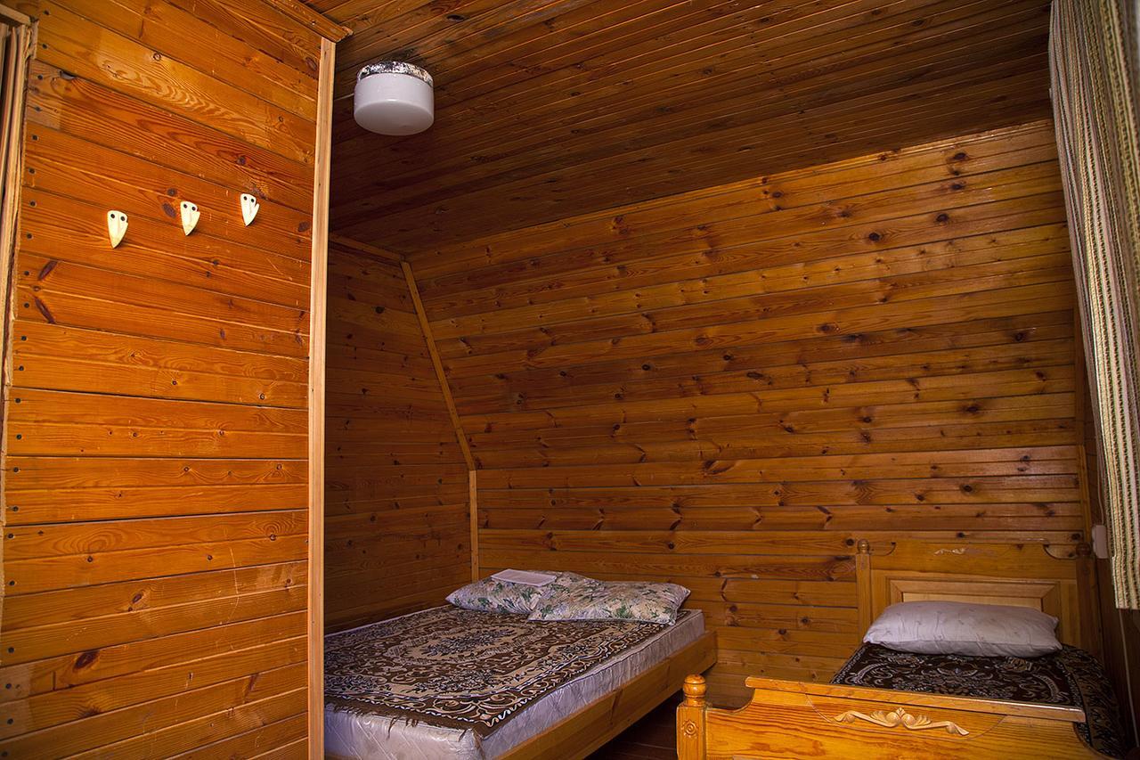 Номера В Деревянных Домиках Hotell Fontanka Exteriör bild